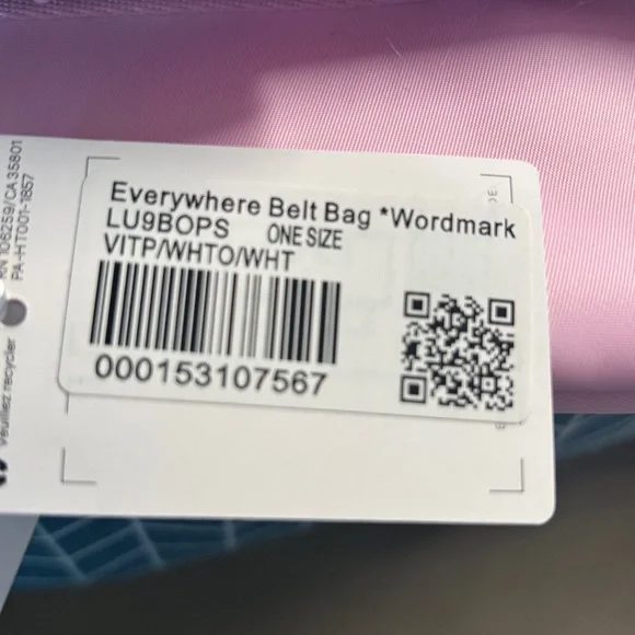 Lululemon Everywhere Belt Bag Wordmark - Picture 11 of 11